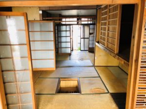 大阪ディープな西成の長屋残置物撤去　No.2